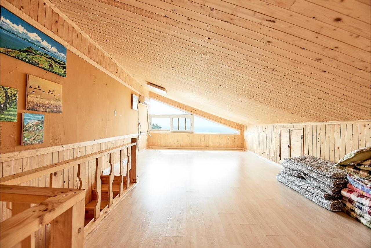 Jeju Sunflower Pension Seogwipo Exterior foto